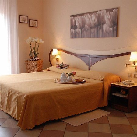 Hotel La Fenice Formigine Eksteriør bilde