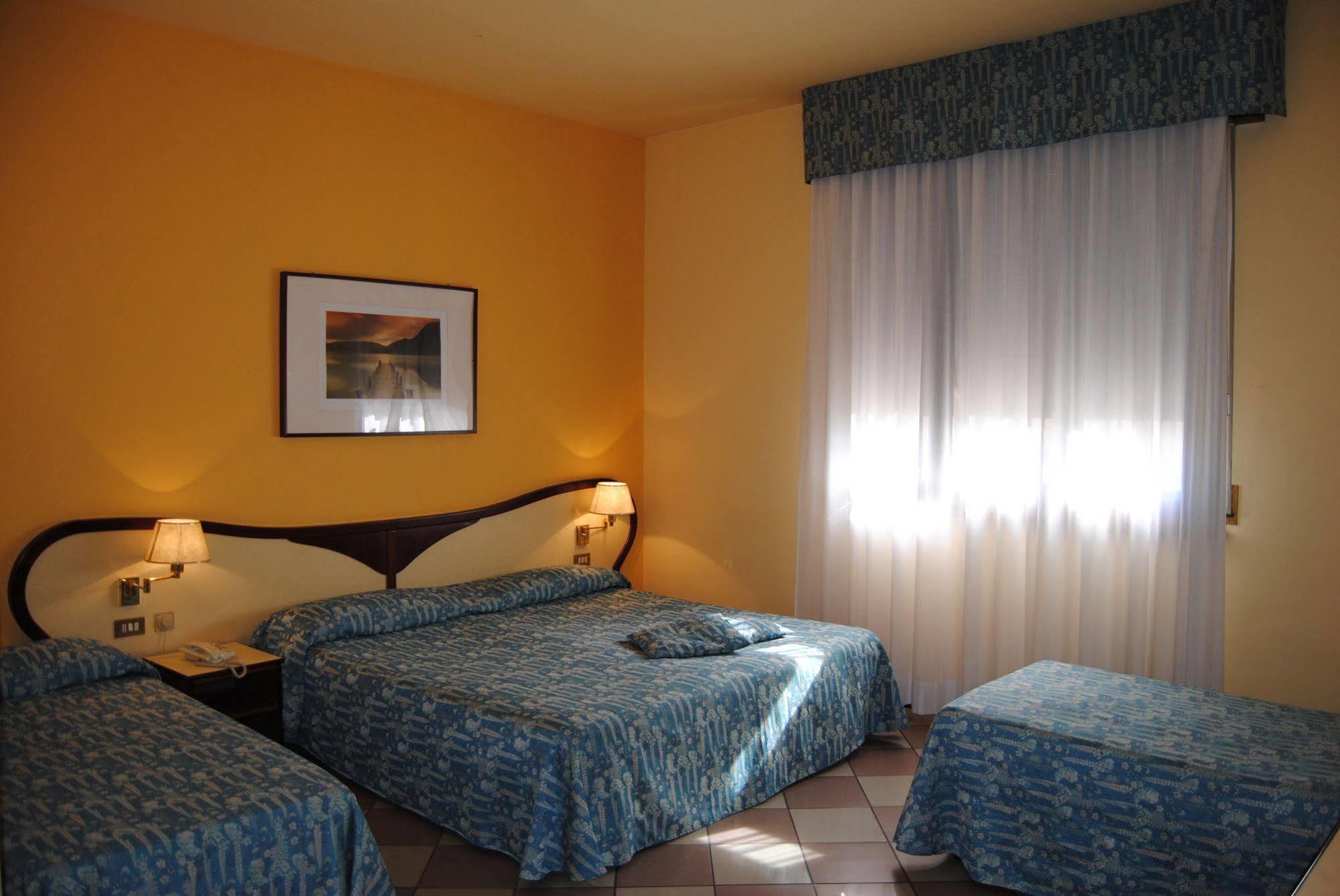 Hotel La Fenice Formigine Eksteriør bilde