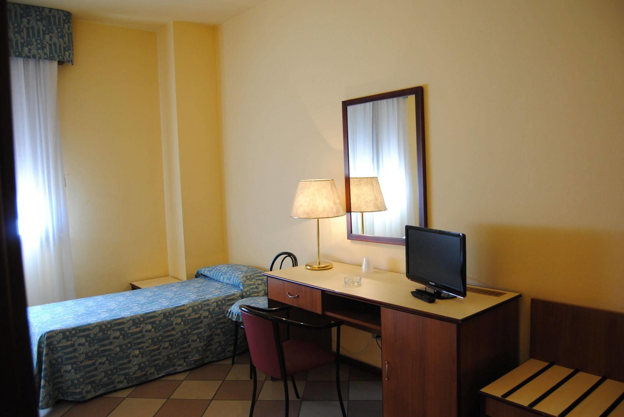 Hotel La Fenice Formigine Eksteriør bilde